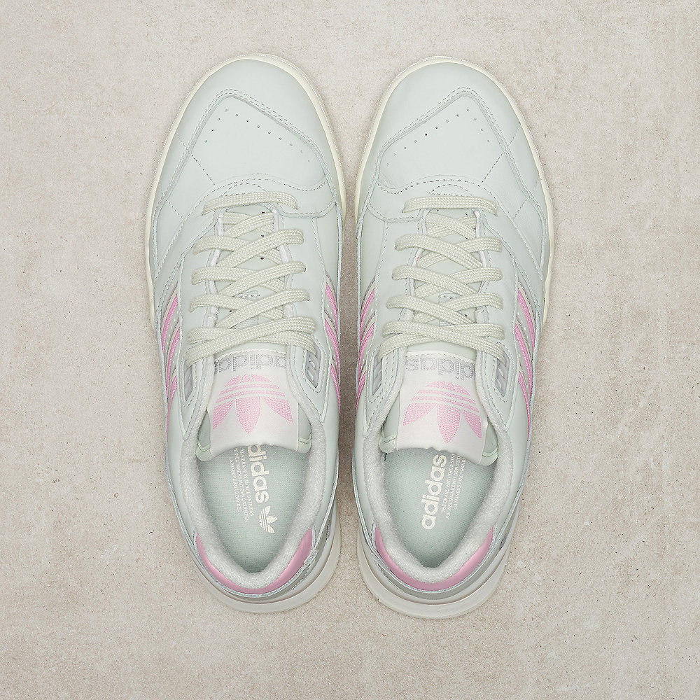 A.R Trainer linen greentrue pinkoff white A.R Trainer linen greentrue pinkoff white